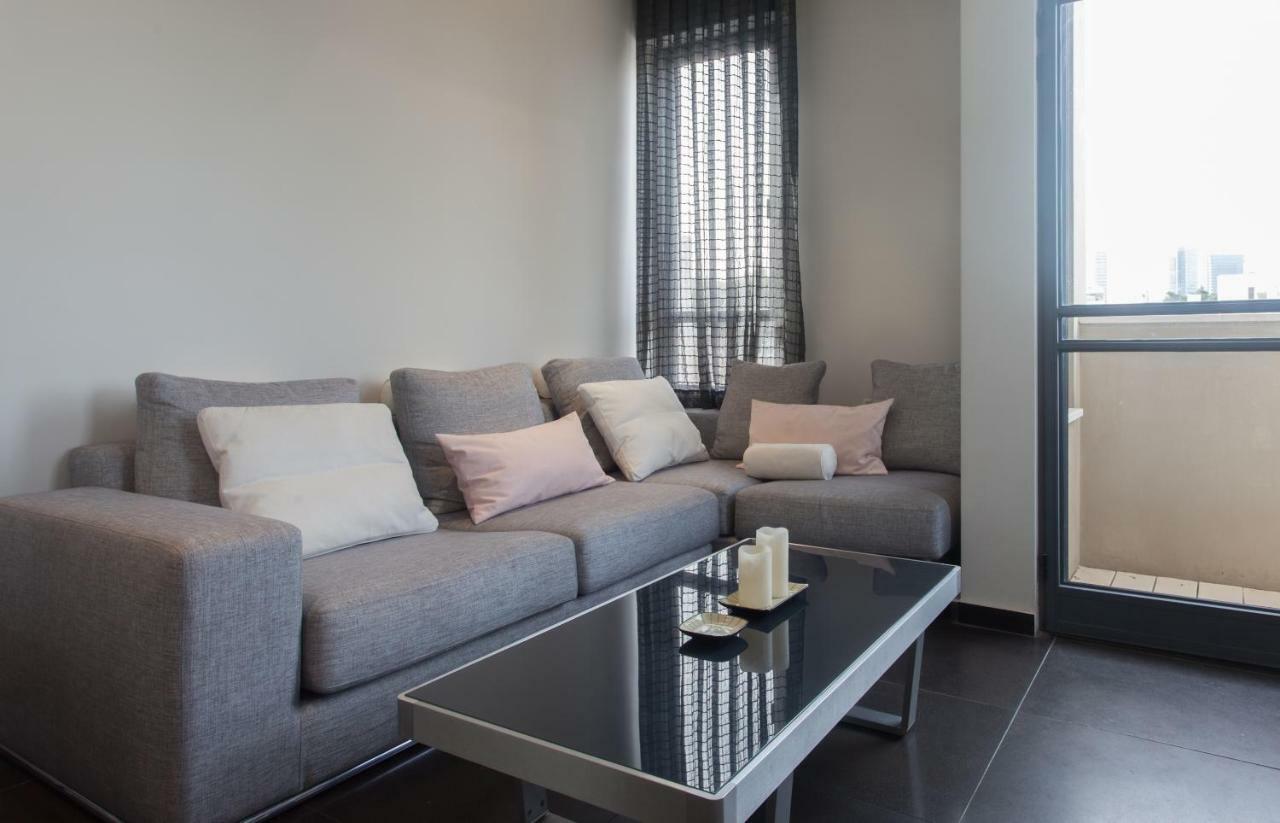 Appartamento Luxury Penthouse 2 Bed Near Rothchild Tel Aviv Esterno foto